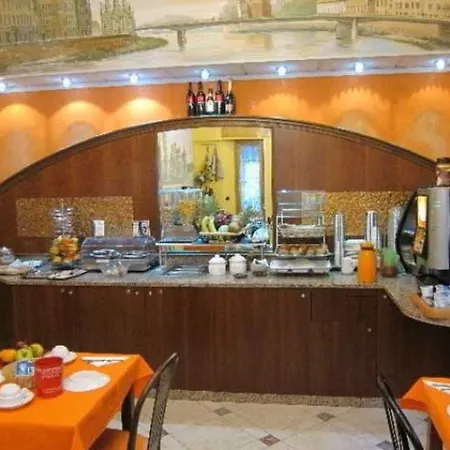 玛丽亚酒店 酒店